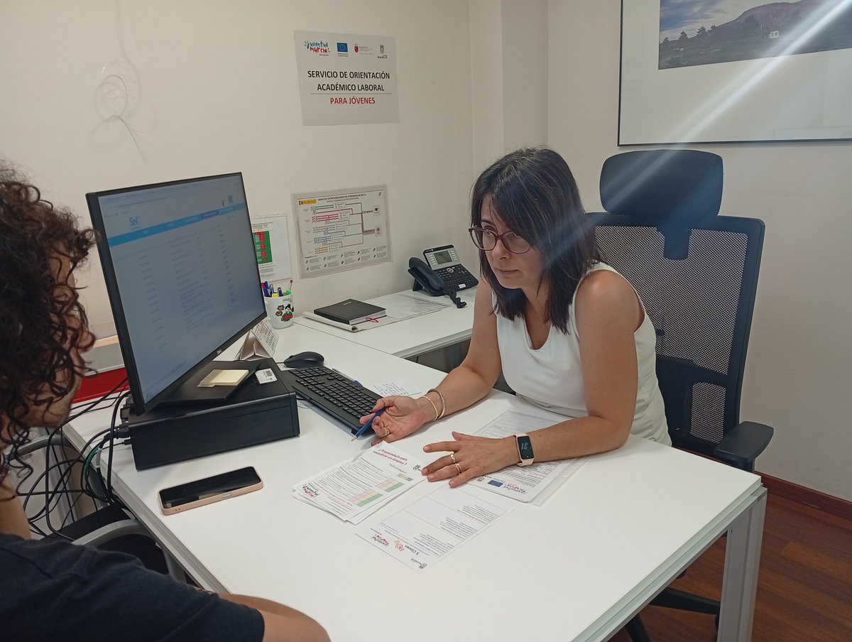 Informajoven Murcia (@informajovenmur) on Twitter photo El Servicio de Orientación Académico Laboral del Centro Informajoven del <a href="/AytoMurcia/">Ayuntamiento de Murcia</a> orienta a los #jóvenes de 16 a 30 años en #educación, #formación y búsqueda de #empleo.
Toda la ℹ️ de lo que ofrece y cómo solicitar una cita la tienes aquí 🧐👇#Redsij
informajoven.org/juventud/infor… El Servicio de Orientación Académico Laboral del Centro Informajoven del <a href="/AytoMurcia/">Ayuntamiento de Murcia</a> orienta a los #jóvenes de 16 a 30 años en #educación, #formación y búsqueda de #empleo.
Toda la ℹ️ de lo que ofrece y cómo solicitar una cita la tienes aquí 🧐👇#Redsij
informajoven.org/juventud/infor…