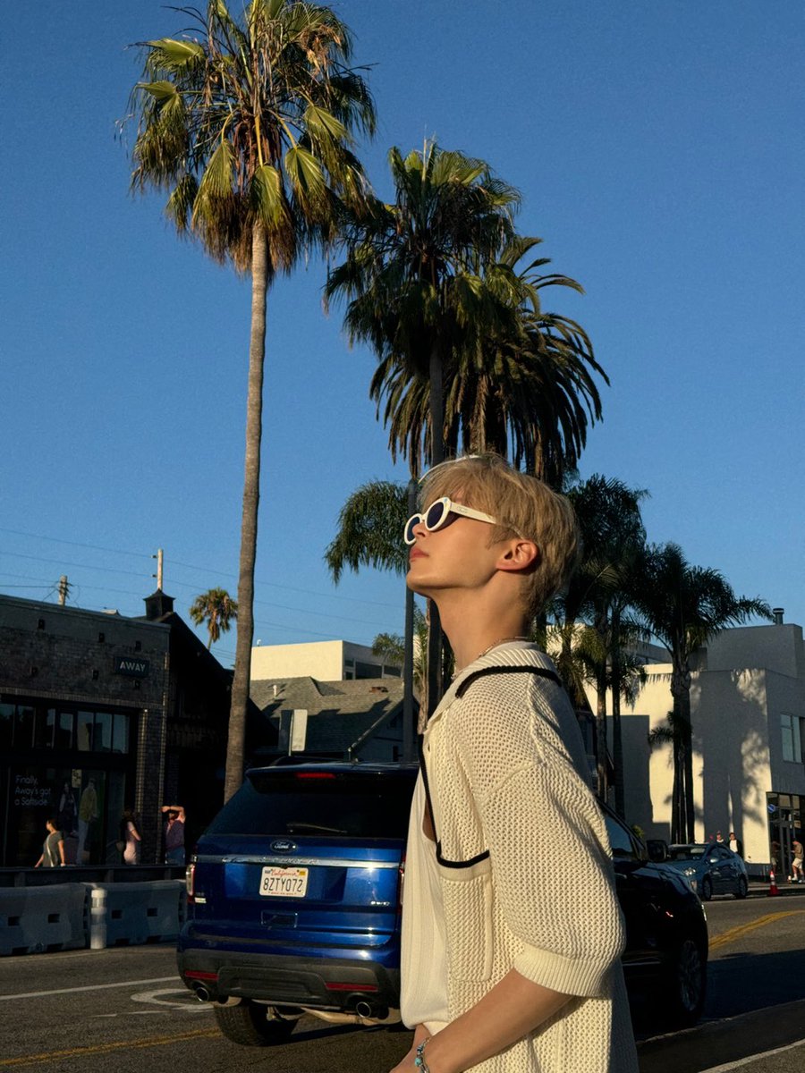 sun-kissed hanbin in LA last year ☀️😎