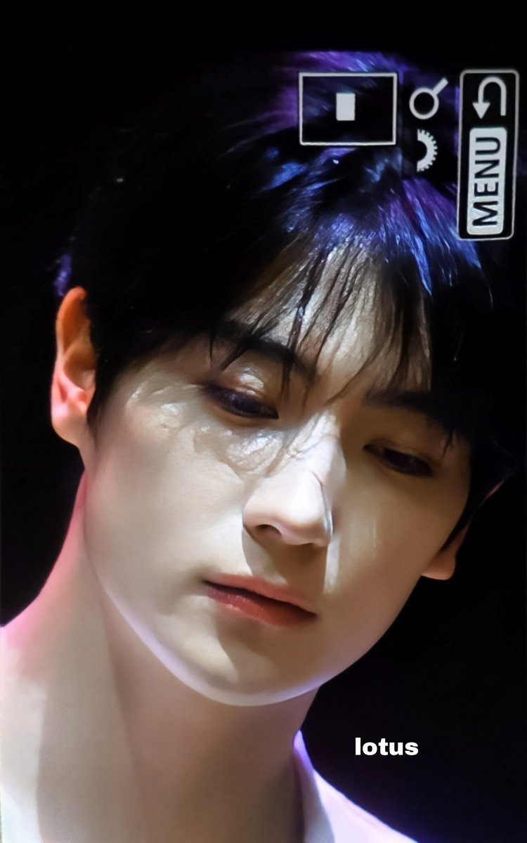 lotus_HJ0913's tweet photo. 250801 ❤️ 🤍 

#이재현 #HYUNJAE #현재
#THEBOYZ #더보이즈 https://t.co/NoyQJrBSv5