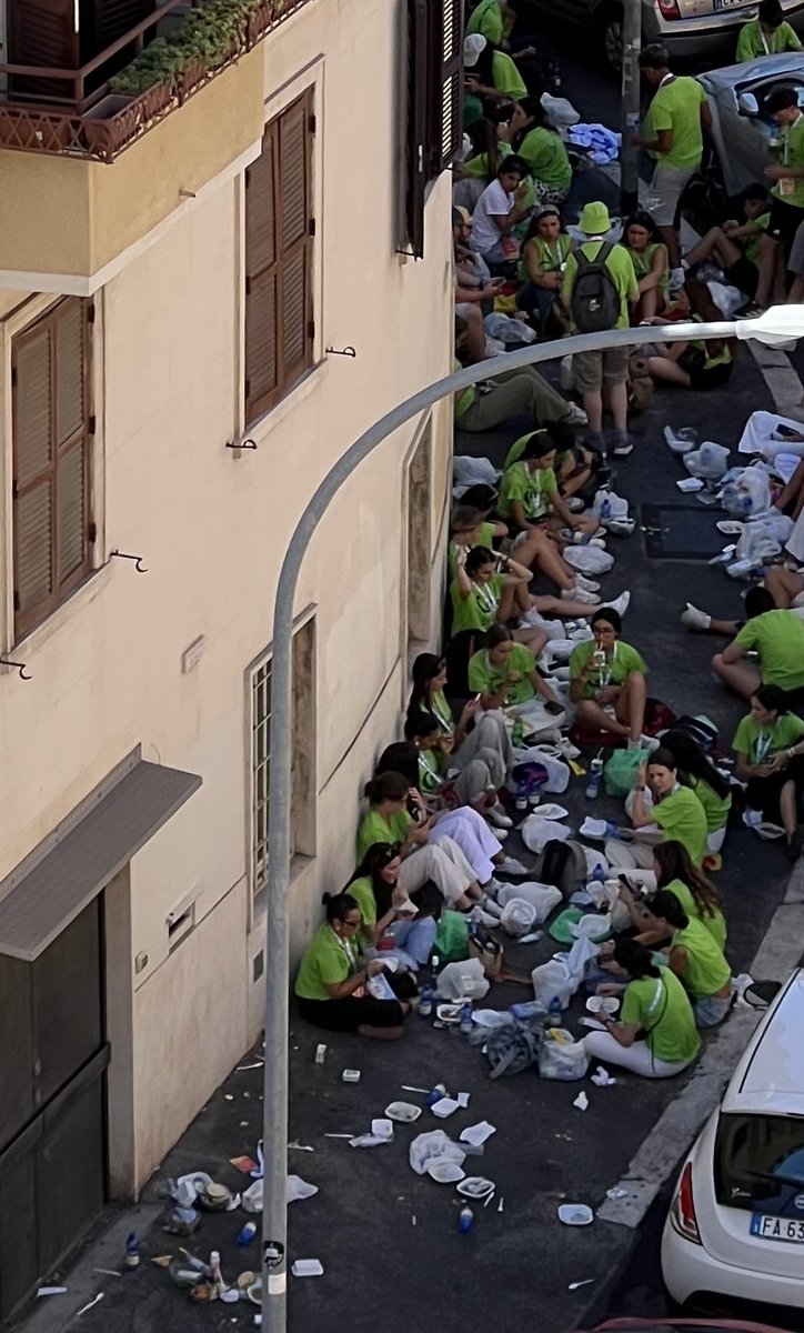 itsonIythetruth's tweet image. abbiamo raggiunto l’apice della follia credo