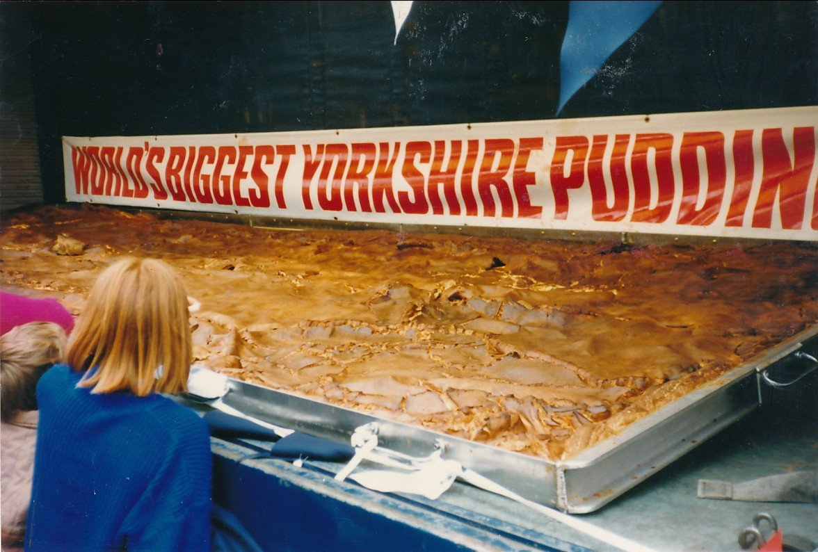 Barnsley Archives & Local Studies (@barnsarchives) on Twitter photo This Yorkshire pudding from 1986 would have needed a lot of gravy!
We think the photo was taken in Barnsley, did any of our followers see the World's Biggest Yorkshire Pudding? #YorkshireDay This Yorkshire pudding from 1986 would have needed a lot of gravy!
We think the photo was taken in Barnsley, did any of our followers see the World's Biggest Yorkshire Pudding? #YorkshireDay