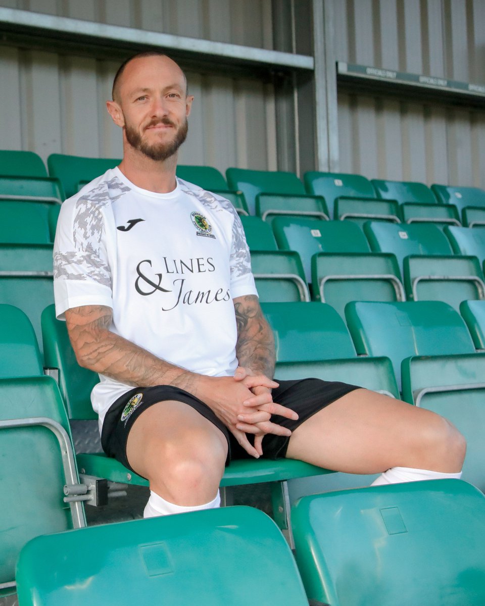 Horsham FC tweet media