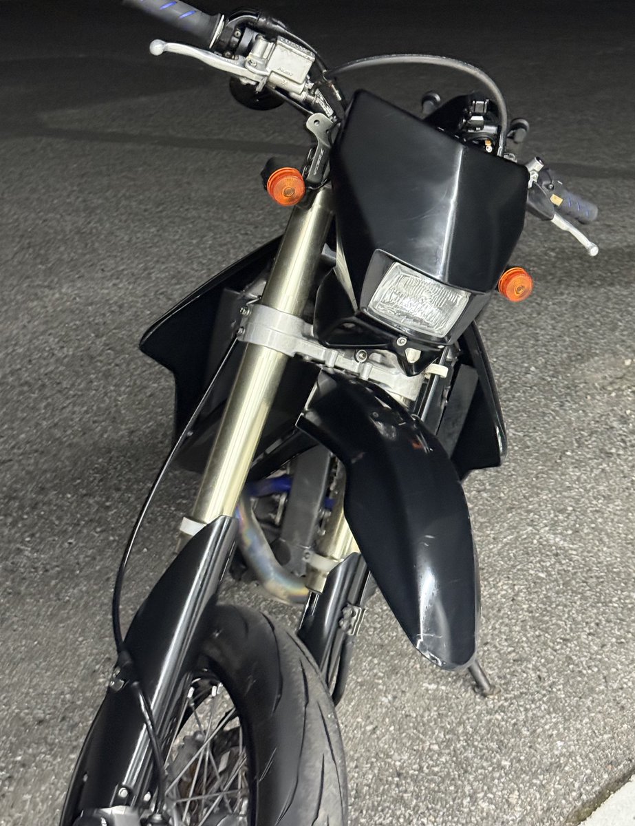 NIshimoto024's tweet image. ãæ¡æ£åžæããªãŒããã€ãçé£ãããŸããã
DR-Z400SM åŒççæ·±è°·åžå
ã§ã
ããèŠãããæ¹ãå±
ããæããŠãã ãã
#çé£ #åŒçç #æ·±è°·åž #ãªãŒããã€