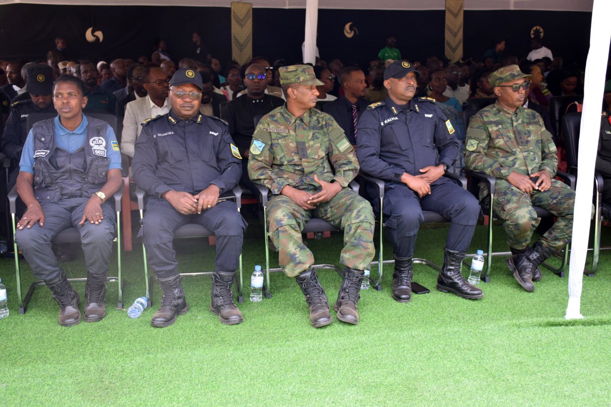 MusanzeDistrict's tweet photo. Minisitiri HABIMANA Dominique yagize ati: "Kwizihiza Umuganura ni ukwishimira umurava ugaragazwa n'ibyo twagezeho. Umuganura ni ishingiro ry'iterambere n'icyerekezo by'abanyarwanda", ukaba isoko y'indangagaciro y'ubumwe n'ubudaheranwa bikaba isoko yo kwigira. https://t.co/rV19wGDLka