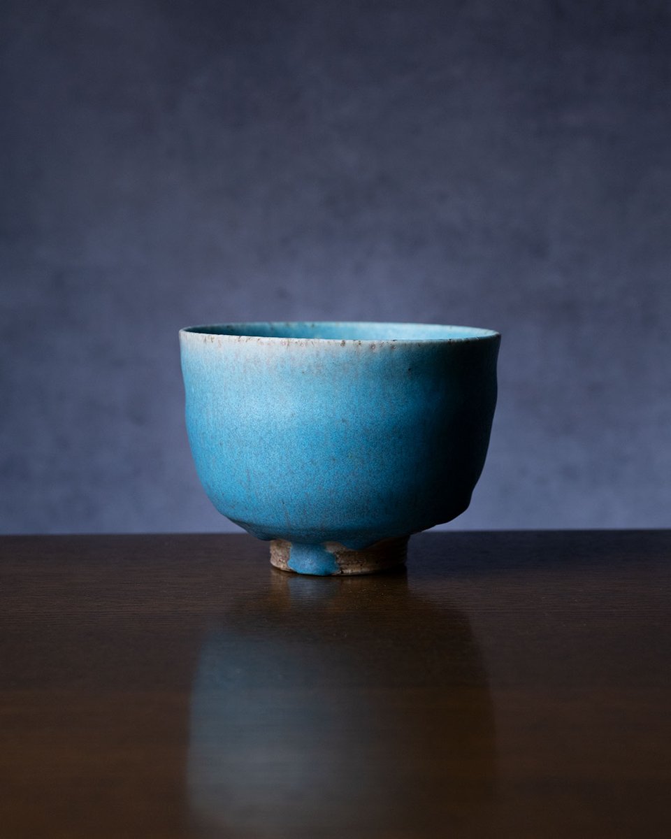 古美術◼️蔵からかなり雰囲気のある釉薬ドロドロの謎の図柄の抹茶茶碗