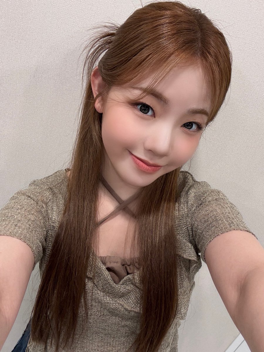 UNIS_offcl's tweet photo. 🥔🐻🍘🥜🧋

#UNIS #유니스
#YOONA #오윤아 https://t.co/YLCHBJChYw