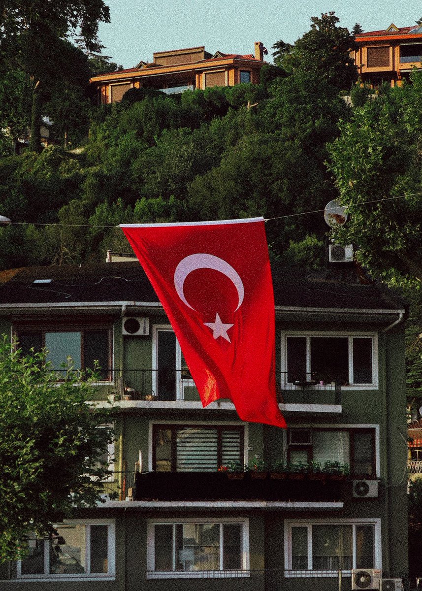 “Seninle övünürüm, Senin gölgende hürüm!”