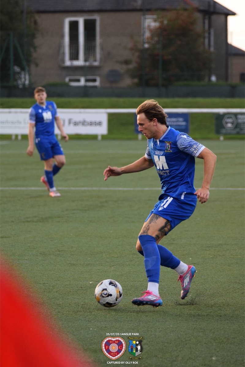 roe_media_'s tweet image. 📸 𝟐𝟓.𝟎𝟕.𝟐𝟓 | 𝐇𝐞𝐚𝐫𝐭𝐬 𝐁 𝐯 𝐓𝐫𝐚𝐧𝐞𝐧𝐭

A few of my favourite shots from Tranent FC’s first competitive game of the 2025/26 Lowland League campaign!

Matchday gallery: bit.ly/4fhE271

#tsms || #clubphotographer #sports #football #footballphotography #smm