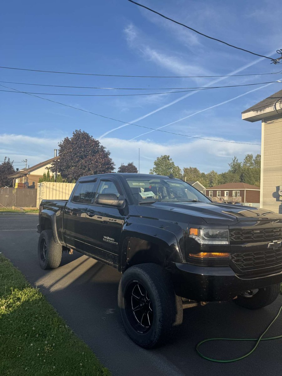 I didn’t disappear, I was just busy falling in love with the new whip 😮‍💨🔥
