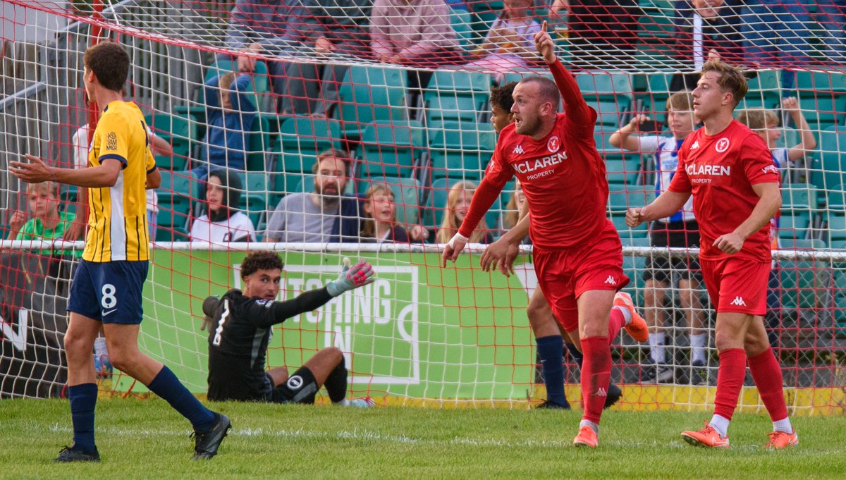 Catch up on the pics from our friendly against Brighton &amp; Hove Albion U21

Alfie Rogers with the decider in a 1-0 win

flickr.com/photos/agschof…

#COYH

Next up: Ramsgate away Saturday 9th August Isthmian Premier League

No friendly tomorrow, Saturday 2nd