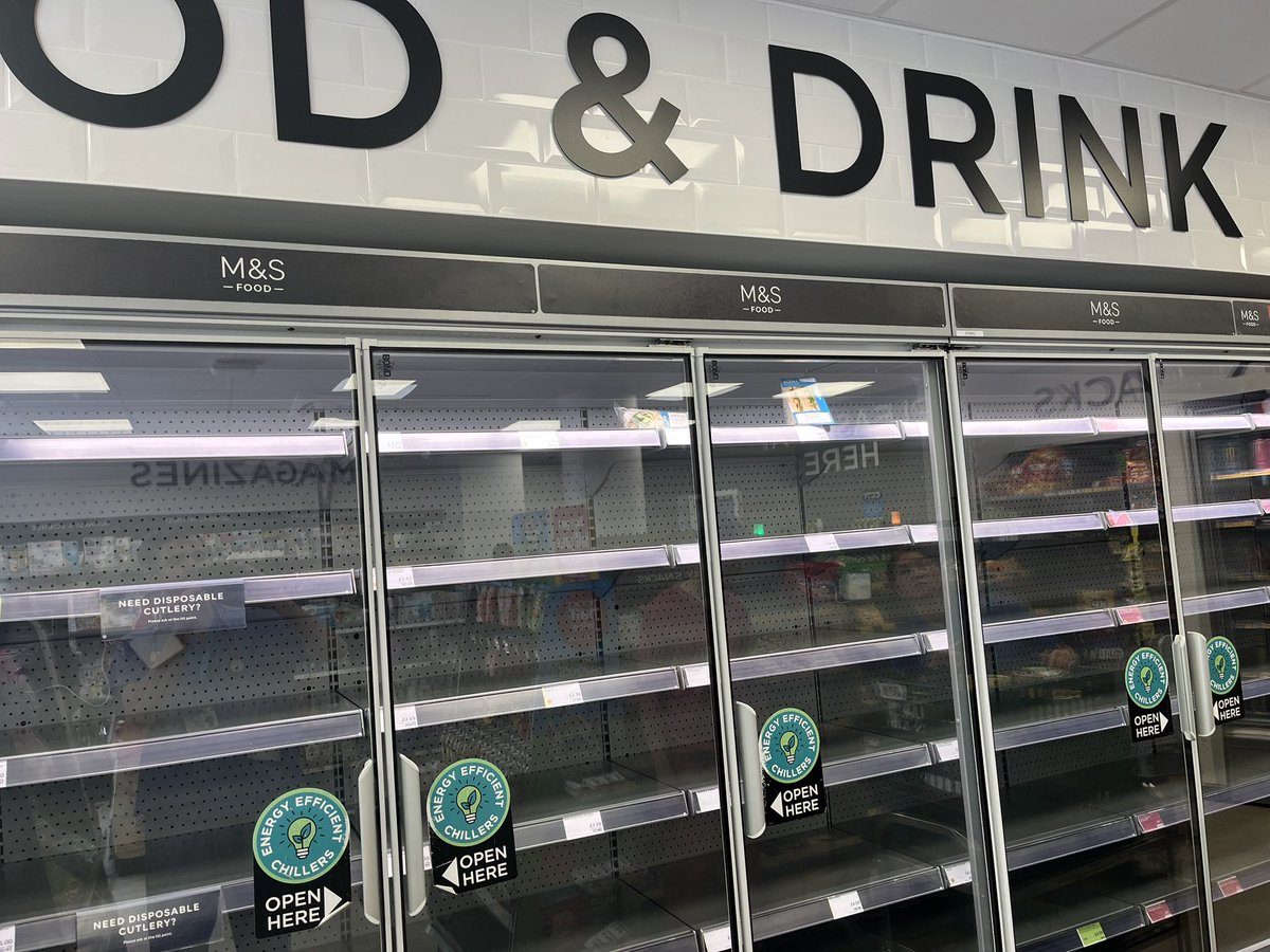 The food shelves in our huge #NHS tertiary hospital. Been like this for 3 days. 

This is the only food outlet, since the main hospital canteen was permanently shut in favour of this <a href="/WHSmith/">WHSmith</a> /M&amp;S portal.

Pls sort NHS food&amp;drink provision <a href="/wesstreeting/">Wes Streeting</a>