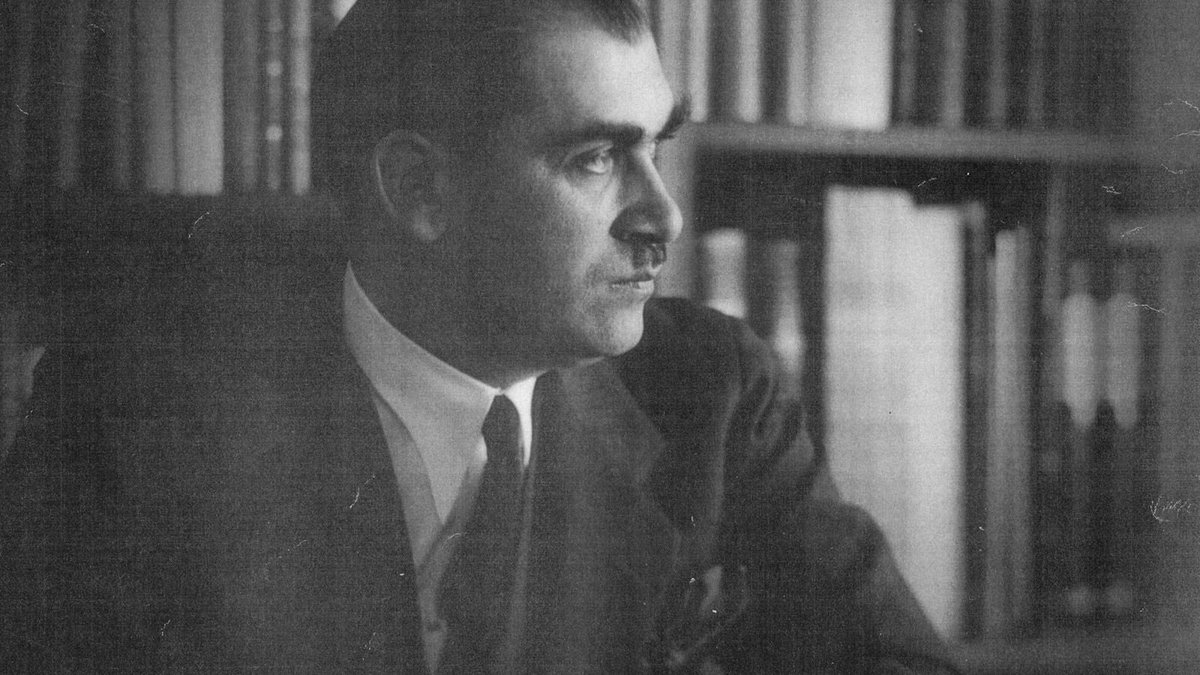 "anlaşılamamak!.. unutulmak bile bunun yanında başlı başına bir bahtiyarlıktır."

hasan âli yücel, 7 ağustos 1950