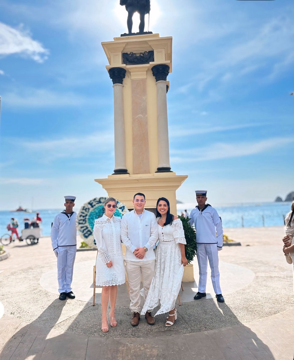 Gracias a la Armada Nacional por su acompañamiento y a todos los samarios que llevan esta tierra en el corazón. Y hoy más que nunca, junto a mi familia, reafirmo el amor que siento por Santa Marta.