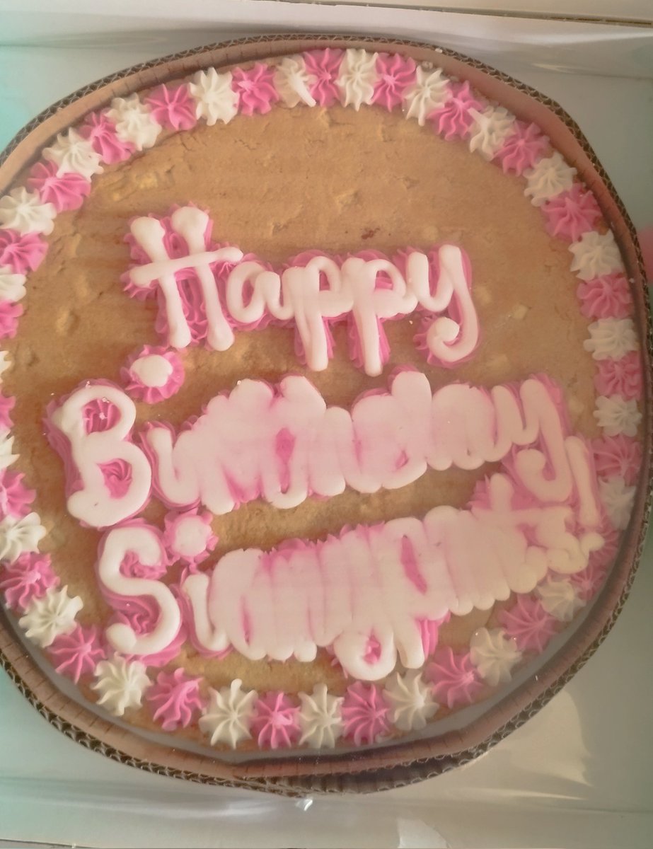 duggie50's tweet photo. @MilliesCookies wish I'd checked the tweets here first. Just received this sorry looking thing. https://t.co/w6BKseMpJi