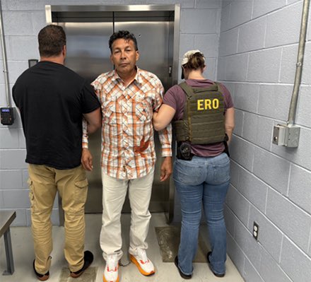 ARRESTED 

Oscar Adalberto Penate — an illegal alien from El Salvador — was arrested for deviate sexual intercourse with a child &amp; 2 counts of indecent assault of a person less than 13 years of age. 

Thank you, ICE Philadelphia. 

-1 in Pennsylvania