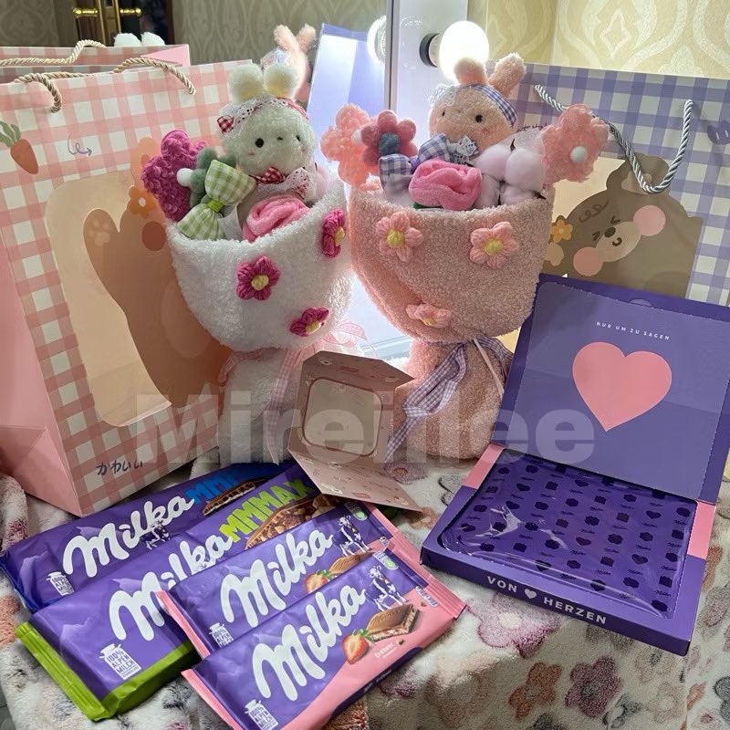 girlboss tweet media