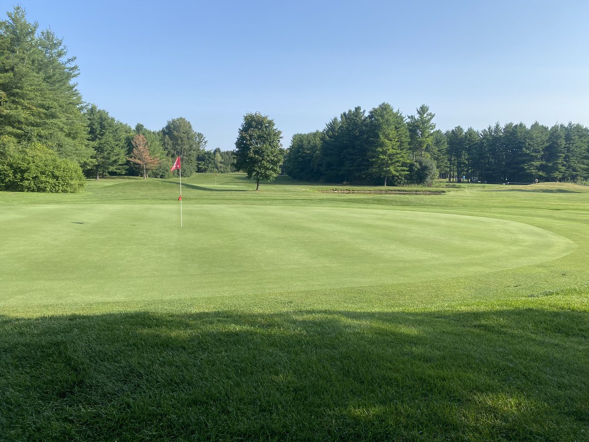 No filter needed- the Cobble Crews hard work has the place dialed for the upcoming weekend 👌<a href="/CobbleHillsGolf/">Cobble Hills</a> <a href="/GolfNorthToday/">GolfNorth Properties</a>