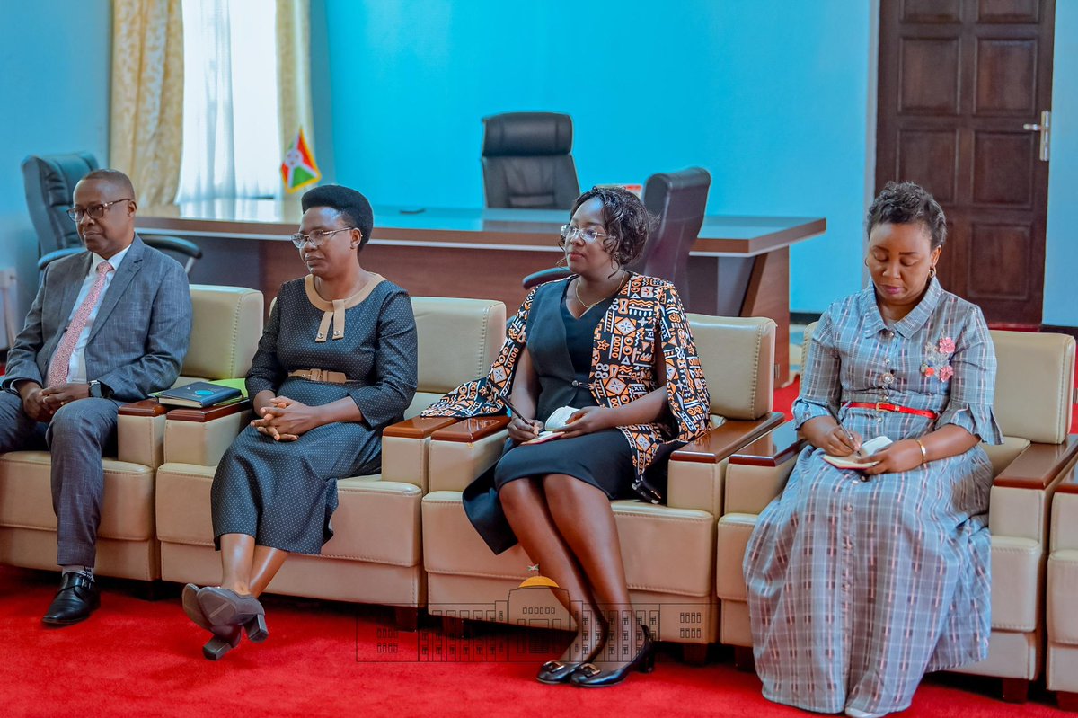 Mme Alison Heather Thorpe a réaffirmé l’engagement de son pays à renforcer la coopération notamment dans les domaines agricole, commercial et climatique. 
Elle a en outre félicité SE <a href="/GeneralNeva/">SE Evariste Ndayishimiye</a> pour sa nomination en tant qu’Envoyé spécial de l’#UA pour la région du Sahel.