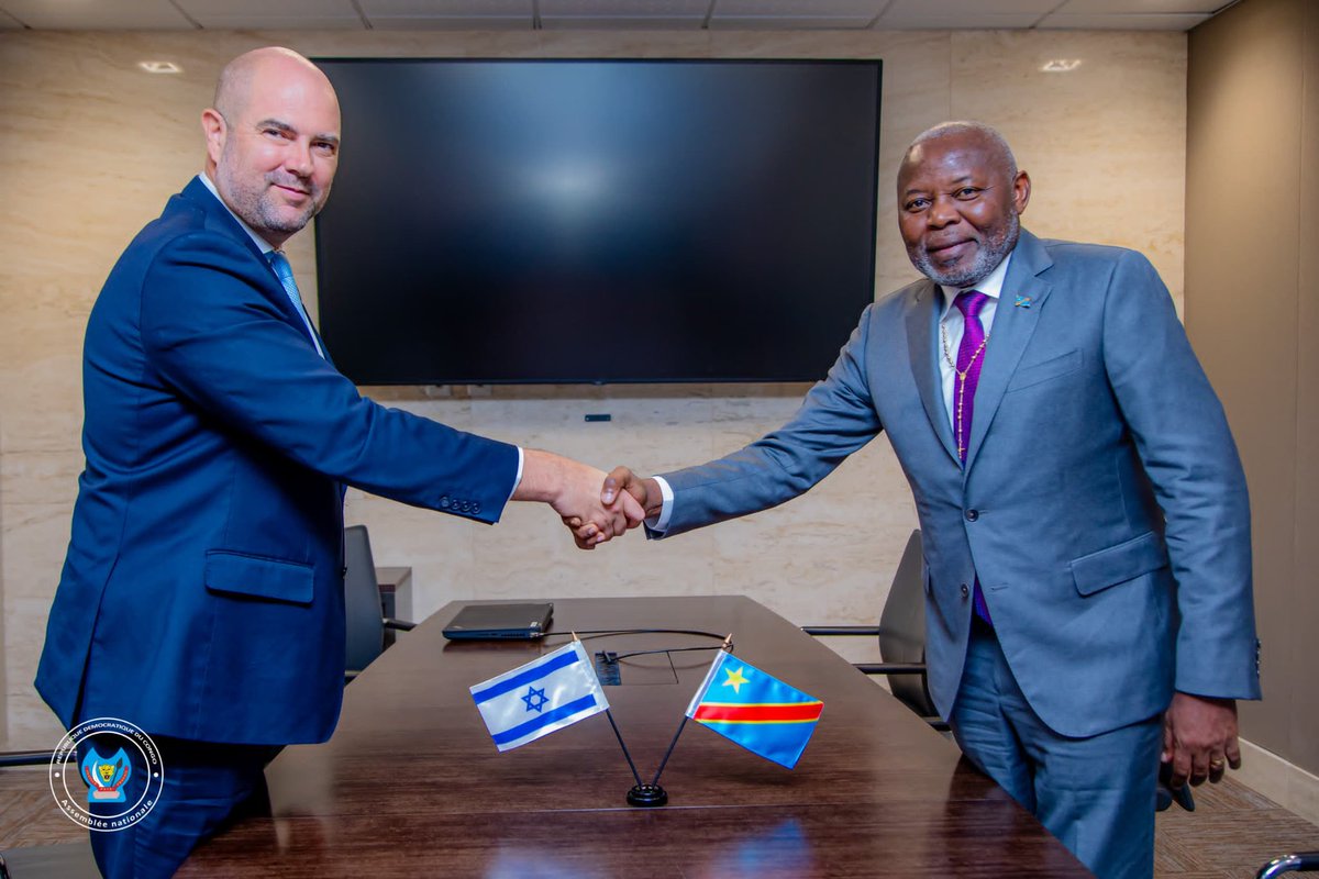 TÊTE A TÊTE ENTRE LE PRÉSIDENT DE L’ASSEMBLÉE NATIONALE DE LA RDC VITAL KAMERHE ET LE PRÉSIDENT DE LA KNESSET AMIR OHANA

Tout savoir  en cliquant sur ce lien 👇
congoreleve.net/articles/diplo…

#RDC #Israel  @bibi