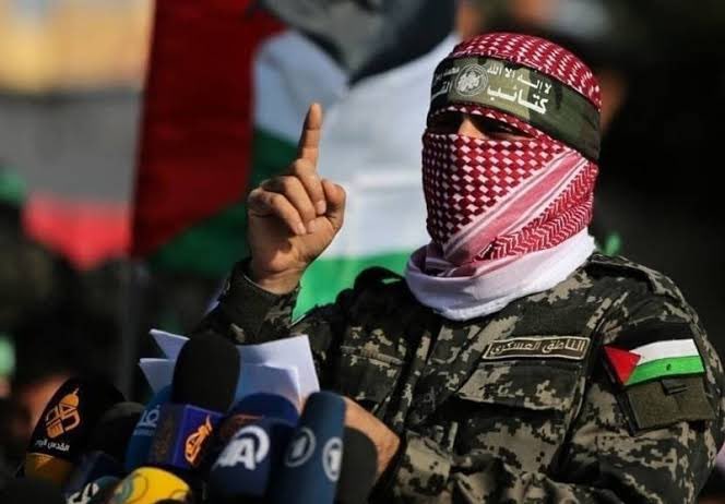 🔴#SONDAKİKA

Hamas: 

▪️Gazze’de halkımıza karşı topyekûn bir soykırım yürütülüyor; açlık, direnişi kırmak için sistematik bir savaş aracı olarak kullanılıyor.

▪️Bu vahşetin durması için tüm özgür halklara çağrımızdır: Her hafta cuma, cumartesi ve pazar günleri kitlesel