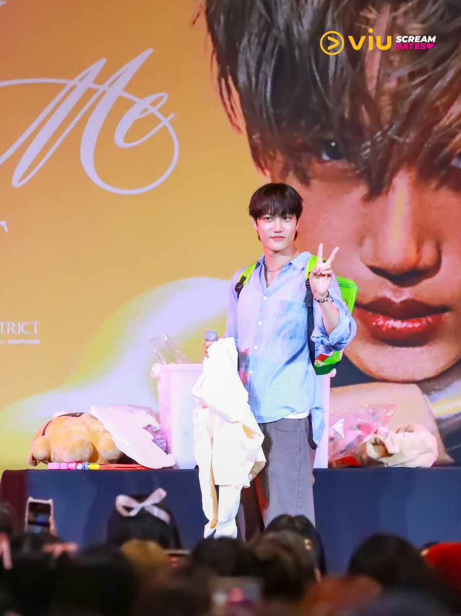 Viu_TH's tweet photo. เสิร์ฟลุคไหนมา EXO-L ชอบหมดเลยค่ะ😍🤍

#KAI #EXO #weareoneEXO #ShopeeTH #ShopeeTHSMTrue #ShopeeKAl_Fansign #KAI_KAION_IN_BANGKOK #SMTrue https://t.co/vSwJAfG8mA