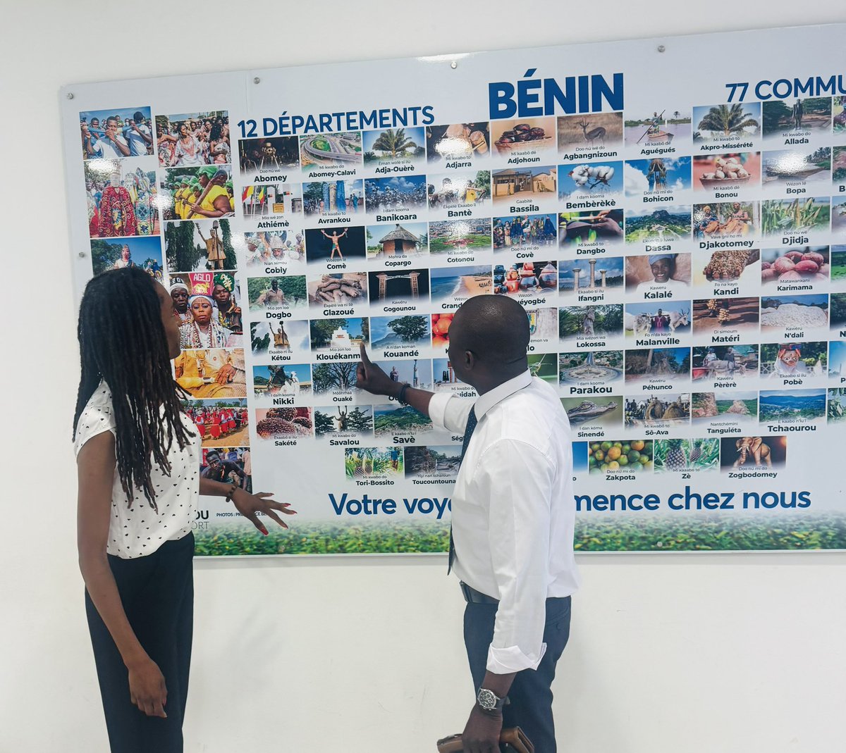 65 ans d’indépendance pour le Bénin 🇧🇯

Au départ, ce voyage était un hasard… aujourd’hui, il est une évidence: le Bénin m’a offert une deuxième famille.

Merci pour votre accueil et votre chaleur.
Joyeuse fête d’indépendance à tout le peuple béninois !
<a href="/No_Limit229/">No Limit🇧🇯</a>