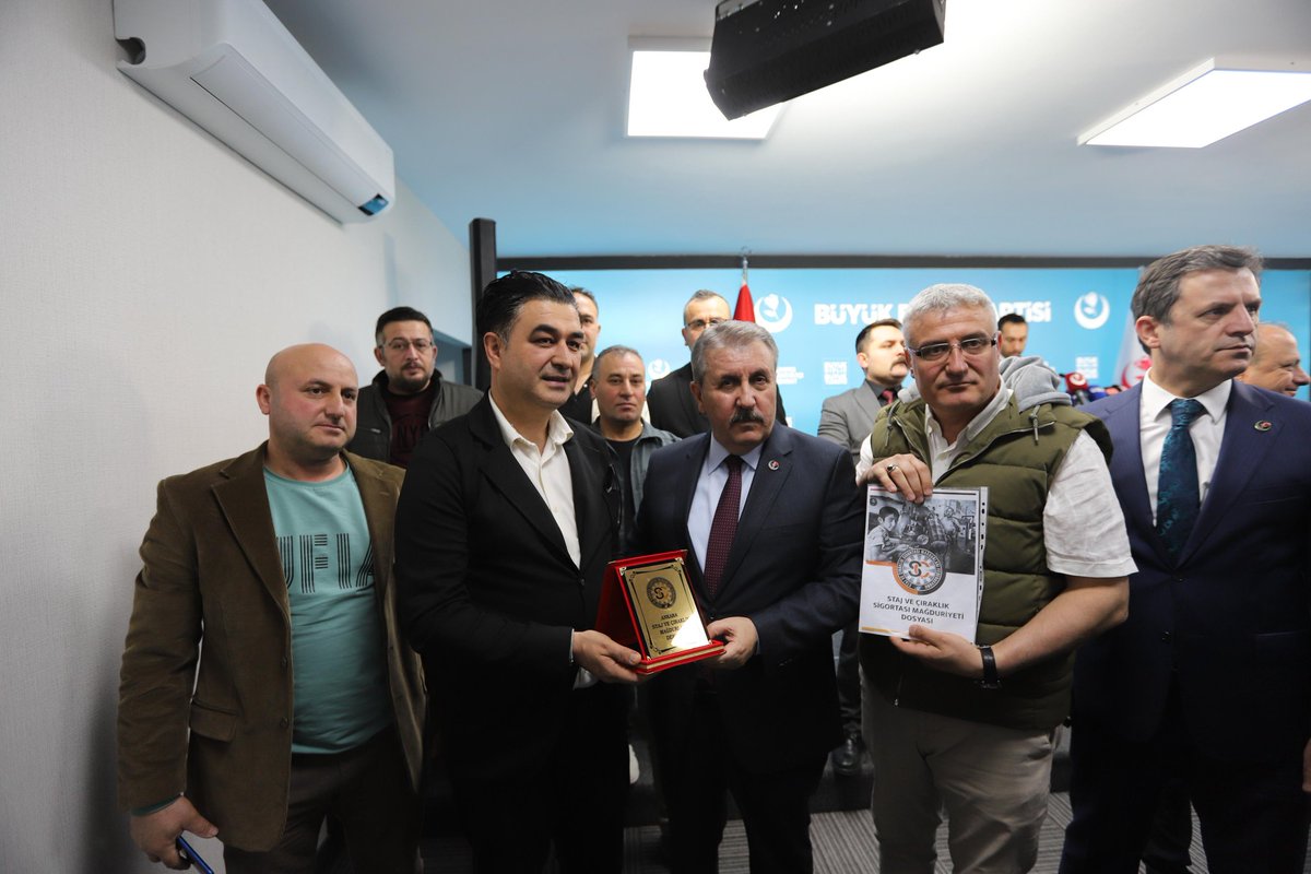 🅰️VŞA®️🏹 (@erkanav4006) on Twitter photo <a href="/gztselkarakoc/">Selahattin Karakoç</a> <a href="/bbpgenelmerkez/">BÜYÜK BİRLİK PARTİSİ</a> <a href="/Mustafa_Destici/">Mustafa Destici</a> <a href="/CirakStajFED/">STAJ VE ÇIRAKLIK SİGORTASI MAĞDURLARI FEDERASYONU</a> <a href="/MuratCaner55/">Murat Aydın çırak ve staj mağdurları dernk başkanı</a> <a href="/caki12521/">çırak staj kademe sandık</a> <a href="/sleymanimdat/">süleyman imdat</a> Sen genel başkana ve size destekleriniz için teşekkür ediyoruz Her daim yanımızda oldunuz.
Mesemlerde Adaletsizlik
#StajyerÇırağaKısaVadeSigortaYapılıyor <a href="/gztselkarakoc/">Selahattin Karakoç</a> <a href="/bbpgenelmerkez/">BÜYÜK BİRLİK PARTİSİ</a> <a href="/Mustafa_Destici/">Mustafa Destici</a> <a href="/CirakStajFED/">STAJ VE ÇIRAKLIK SİGORTASI MAĞDURLARI FEDERASYONU</a> <a href="/MuratCaner55/">Murat Aydın çırak ve staj mağdurları dernk başkanı</a> <a href="/caki12521/">çırak staj kademe sandık</a> <a href="/sleymanimdat/">süleyman imdat</a> Sen genel başkana ve size destekleriniz için teşekkür ediyoruz Her daim yanımızda oldunuz.
Mesemlerde Adaletsizlik
#StajyerÇırağaKısaVadeSigortaYapılıyor