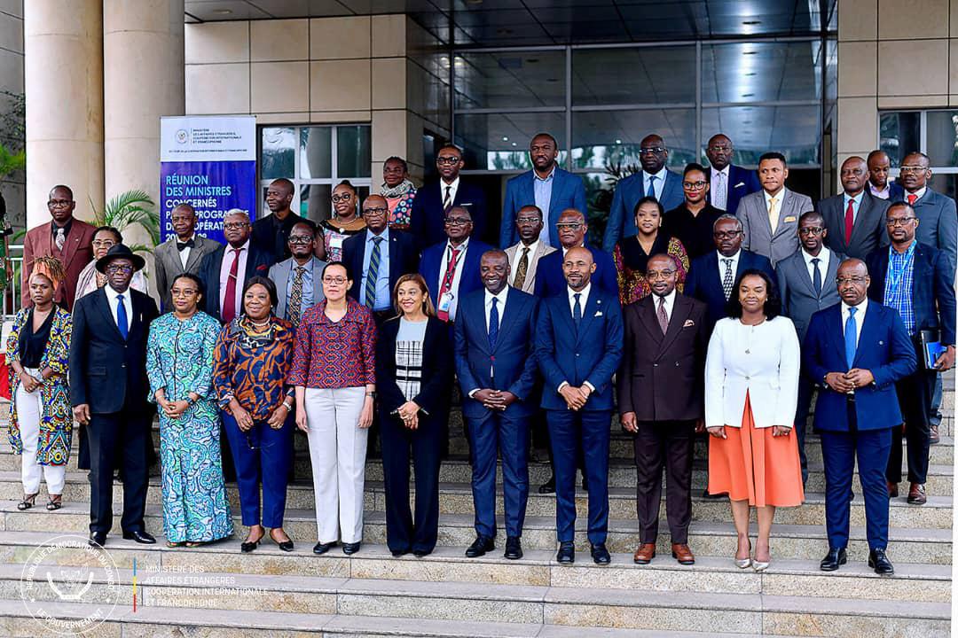 #RDC: Maitre BESTINE KAZADI DITABALA décroche auprès de #unicef un programme en faveur du development stratégique et inclusif en faveur des enfants congolais.  Une première depuis 25 ans de cooperération <a href="/BestineKazadi/">Bestine Kazadi</a> <a href="/PrimatureRDC/">Primature de la République Démocratique du Congo</a> <a href="/Presidence_RDC/">Présidence RDC 🇨🇩</a>