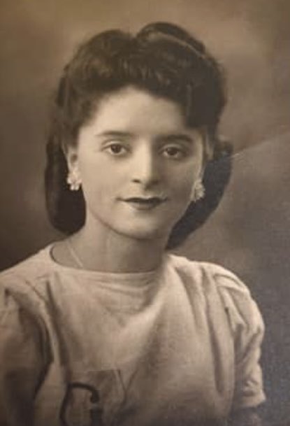 It would have been my lovely mother’s #99th birthday today. This beautiful photograph was taken to celebrate her #21st birthday. Way back in 1947. The year she met my father. #Birthdays 
Do we still sit for special birthday portrait photos today?
