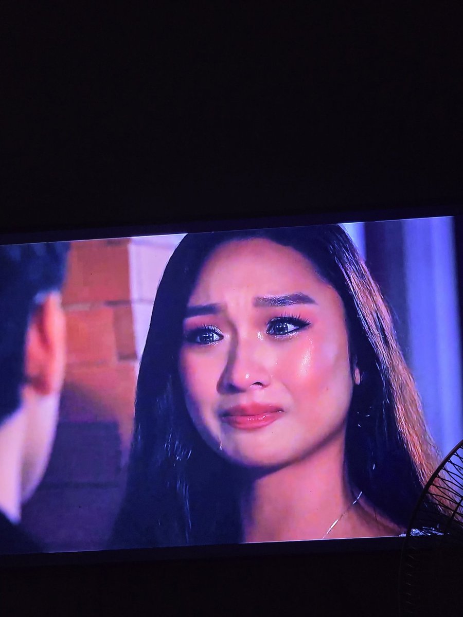 Imritambaluyut's tweet photo. ABS CBN wag nyo sayangin ang babaeng ito @iamreignp
Grabe napaka talented at galing pa umarte! Kahit ano eksena mapa kilig scene and drama scene dalang dala kami! More acting projects for her!

#LoveAtFirstSpikeEp7 https://t.co/AHYLu74evY