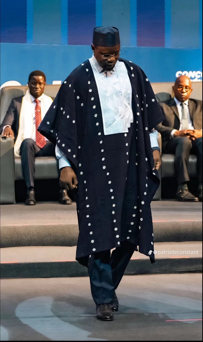 Mamadoubye2's tweet photo. Pm 🙏🤍🖤🥰 https://t.co/8vIDvrScgW