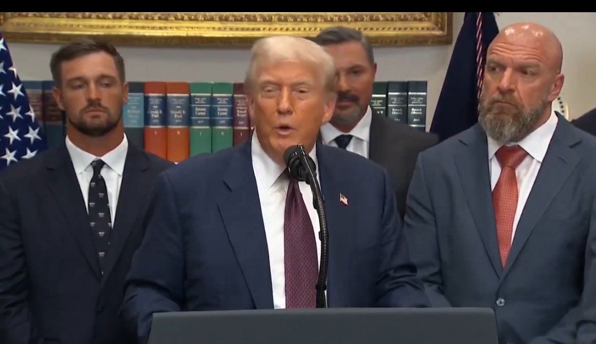 I didn’t know <a href="/brysondech/">Bryson DeChambeau</a> was also a body guard for President Trump  😅