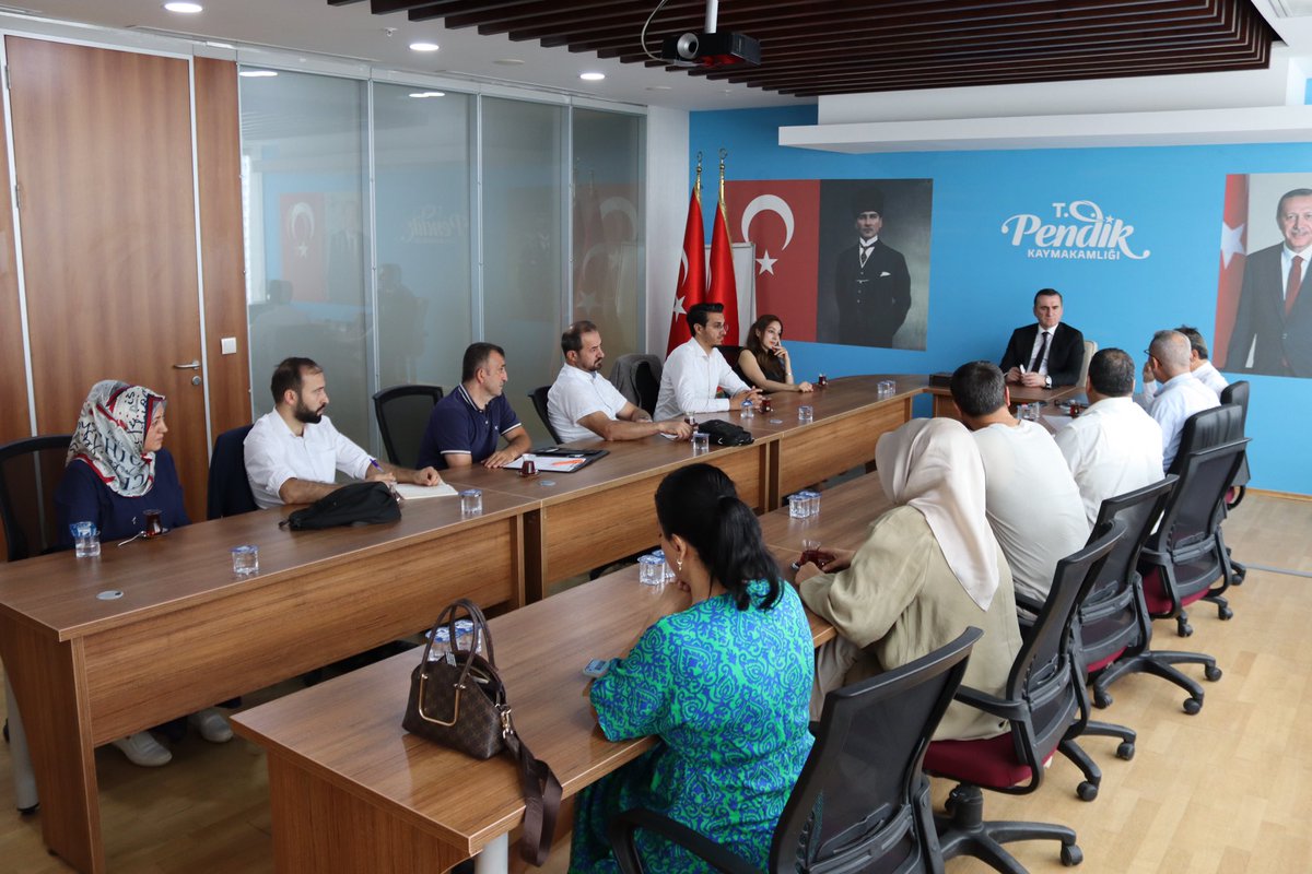 Kaymakamımız Mehmet Yıldız başkanlığında, öğrenci açısından dezavantajlı durumda bulunan ve desteklenmesi uygun değerlendirilen 11 İmam Hatip okulumuzun müdürleriyle toplantı yapılarak, ihtiyaçlar ve planlanan çalışmalar değerlendirildi.