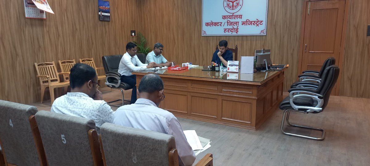 DM Hardoi (@dmhardoi) on Twitter photo आज कलेक्ट्रेट कक्ष में जनपद में निर्बाध विद्युत आपूर्ति तथा विभाग व उपभोक्ताओं के मध्य सुदृढ़ सूचना तंत्र के सम्बन्ध में विद्युत विभाग के शीर्ष जनपदीय अधिकारियों को आवश्यक निर्देश दिये गए।
<a href="/CMOfficeUP/">CM Office, GoUP</a>
<a href="/InfoDeptUP/">Information and Public Relations Department, UP</a>
<a href="/UPGovt/">Government of UP</a> आज कलेक्ट्रेट कक्ष में जनपद में निर्बाध विद्युत आपूर्ति तथा विभाग व उपभोक्ताओं के मध्य सुदृढ़ सूचना तंत्र के सम्बन्ध में विद्युत विभाग के शीर्ष जनपदीय अधिकारियों को आवश्यक निर्देश दिये गए।
<a href="/CMOfficeUP/">CM Office, GoUP</a>
<a href="/InfoDeptUP/">Information and Public Relations Department, UP</a>
<a href="/UPGovt/">Government of UP</a>