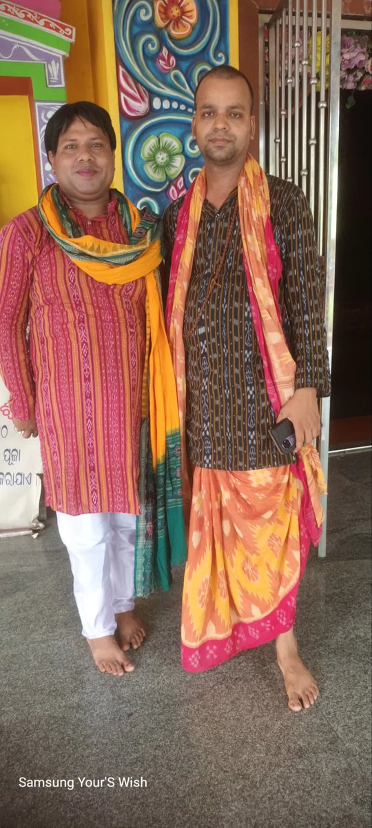 TheWishRout's tweet image. Happy #SambalpuriDay to all❤️
Let’s celebrate the vibrant culture, rich traditions, and soulful art of Western Odisha. Proud of our Sambalpuri language, dress, and dance. Keep the heritage alive with pride and unity🙌🏻
Jai Maa Sambalpuri🙏🏻🙇 
#Sambalpuridin