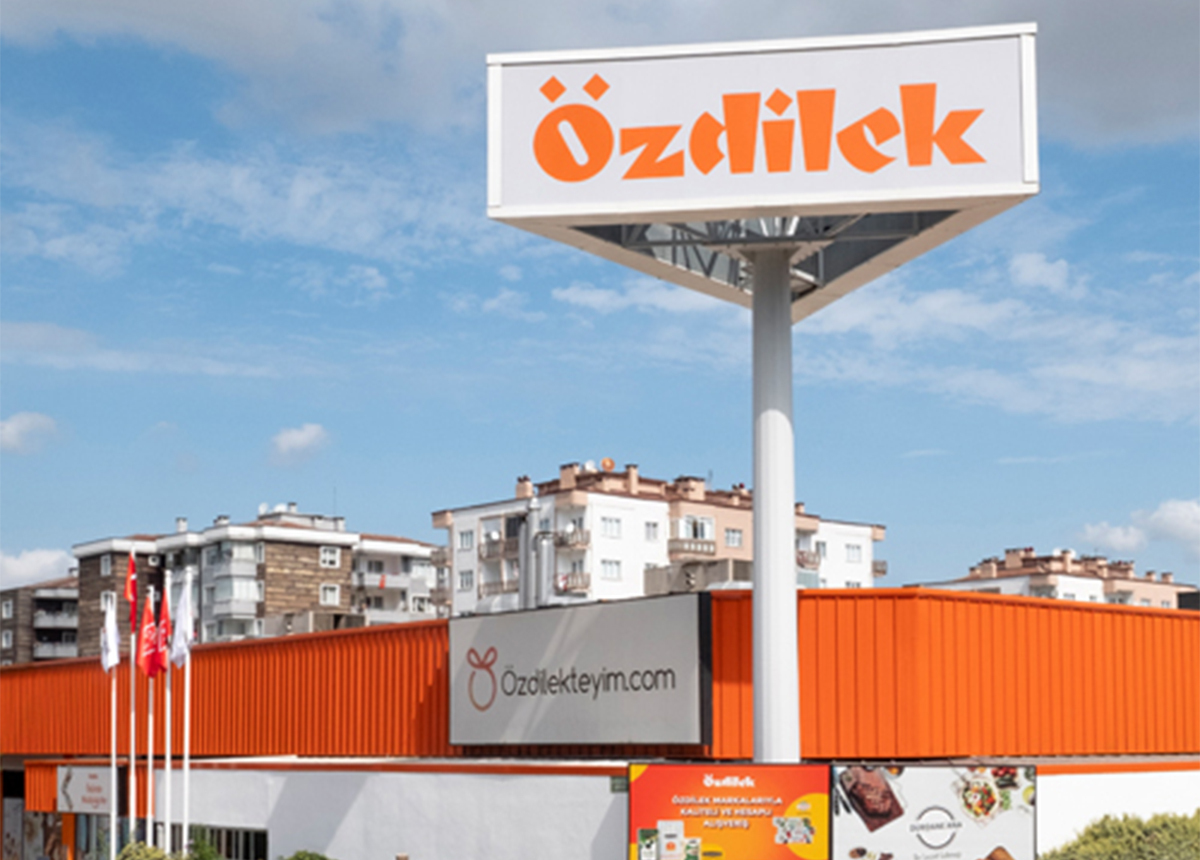ÖZDİLEK İLE METRO İSMİ SPONSORLUĞU ANLAŞMASI

Enes Çelik: 

"Özdilek ile bir metro isim sponsorluğu anlaşması imzaladık. Kendilerine teşekkür ediyorum.

Tozluk sponsorluğuyla ilgili ise bitme noktasında olan bir anlaşmamız var."

(Bursaspor Youtube)