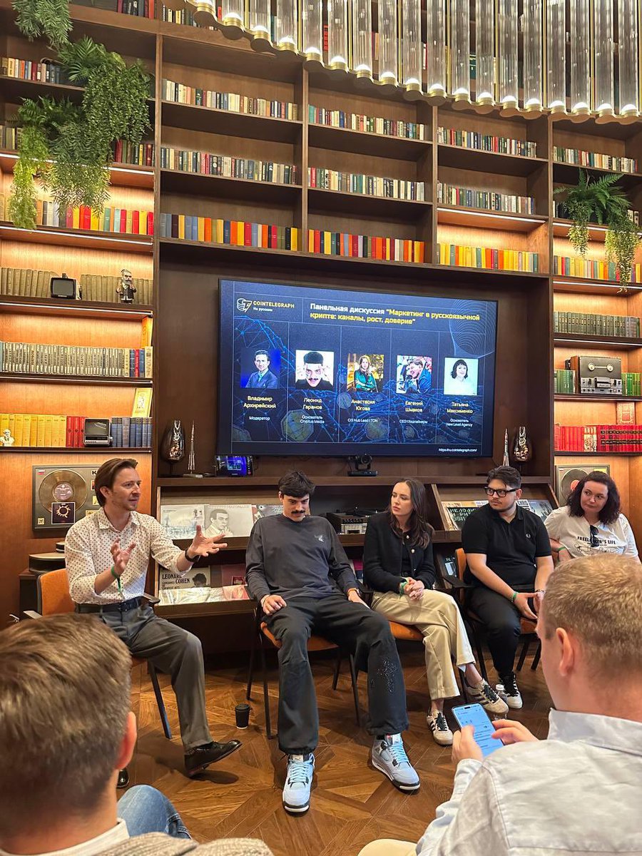 Victoria Goldenberg tweet media