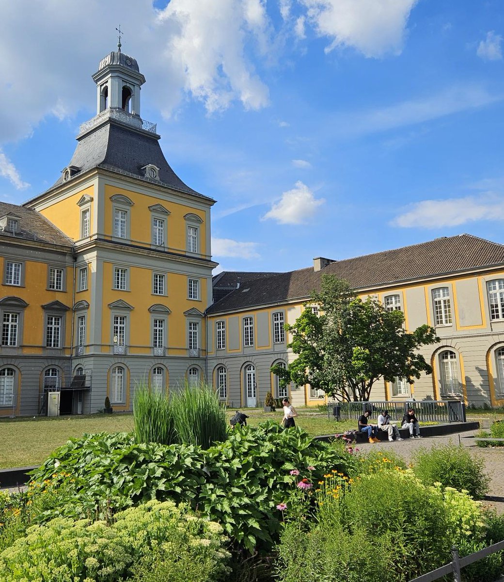 Today is my first official day as full #professor for #sedimentology at <a href="/UniBonn/">Rheinische Friedrich-Wilhelms-Universität Bonn</a>. It´s been a long way, but now I am super excited about all new tasks and opportunities, my own #researchgroup and all upcoming projects!
#academia #HazardResearch