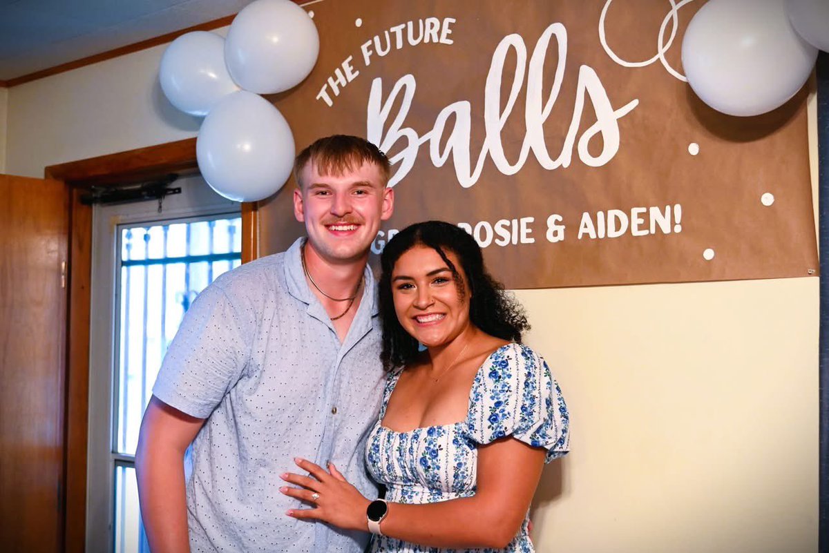 Congratulations Coach Rosie on your engagement! We are so happy for you and for all the exciting things happening in your life! 💍💙
