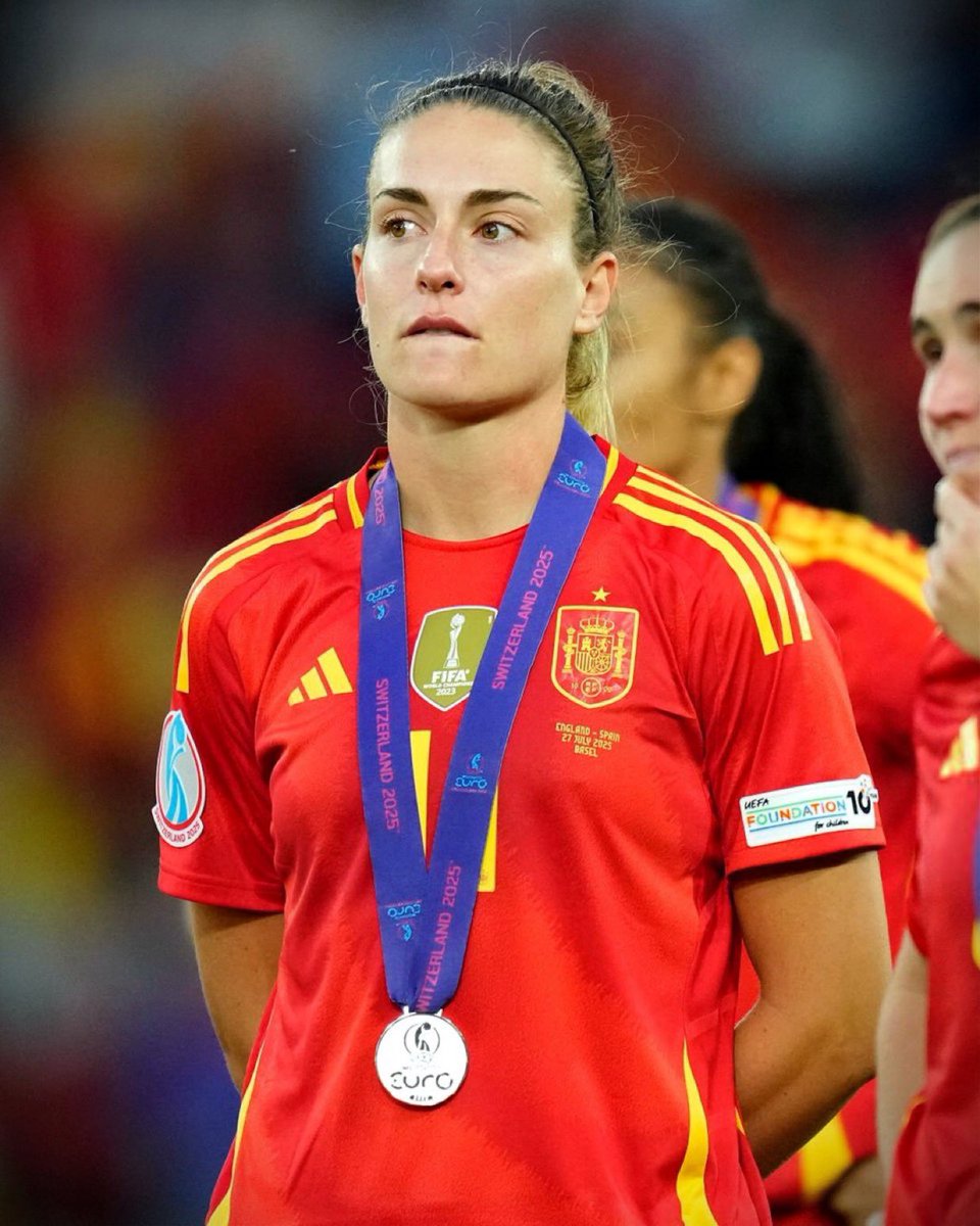 🚨🗣️ Alexia Putellas on what happened after the 70th minute in the Euro final:

“The coach wanted me to make way for the game changers and the game sure did change... to favour England.”