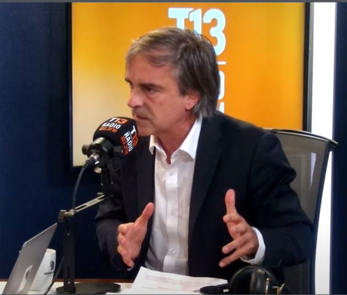 Senador Cruz-Coke (Evópoli) por presidenciales: 

"La existencia de equipos con experiencia y con capacidad de que hayan propuestas, le da una ventaja muy mayor a Evelyn Matthei" 

tele13radio.cl/article/senado…