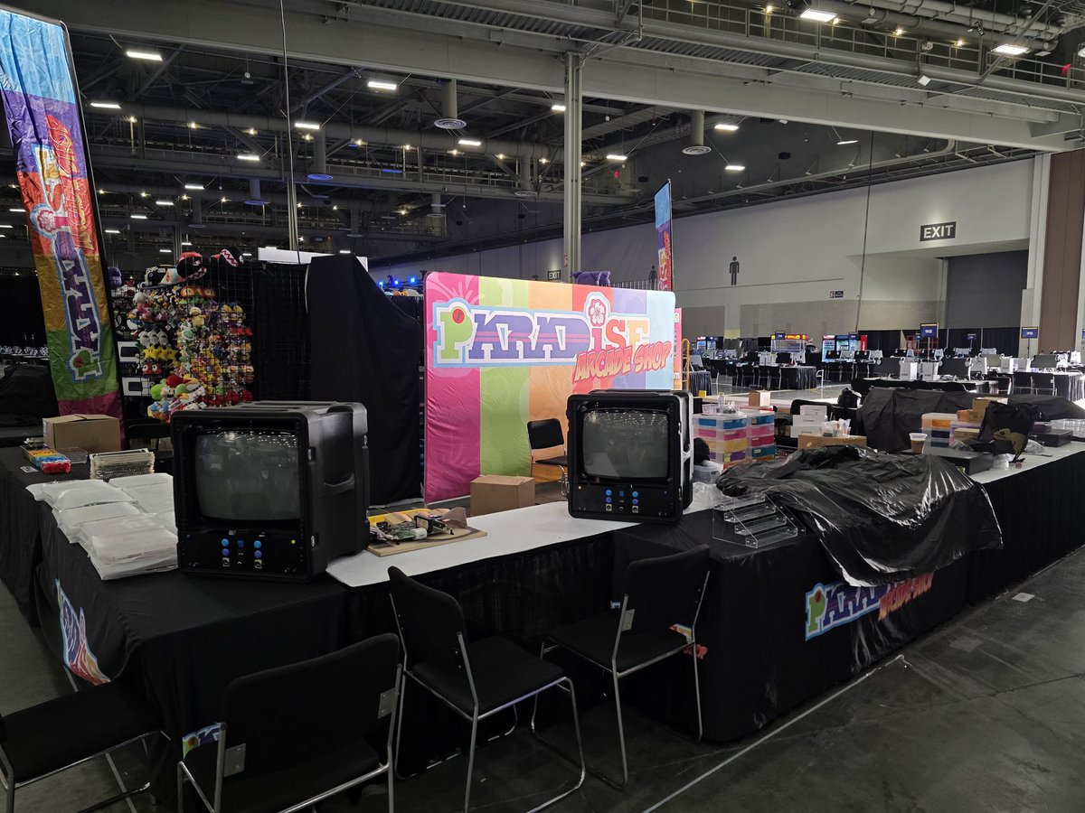 Paradise Arcade Shop 🏝️ tweet media