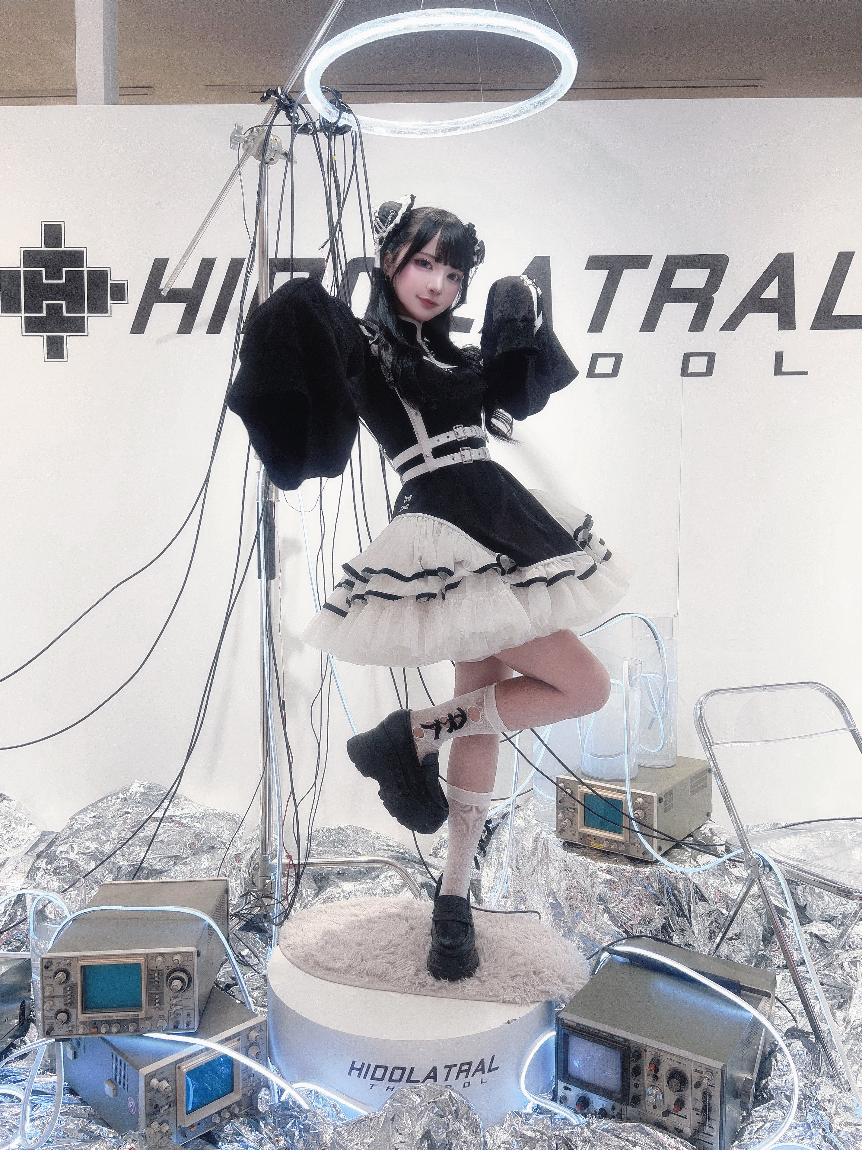 イドラタールテオドール　高嶺ヒナ　ジャージバックル　レッグウォーマー 斬新すぎるジャージドレスに刮目せよ！ストリート×ロリータの