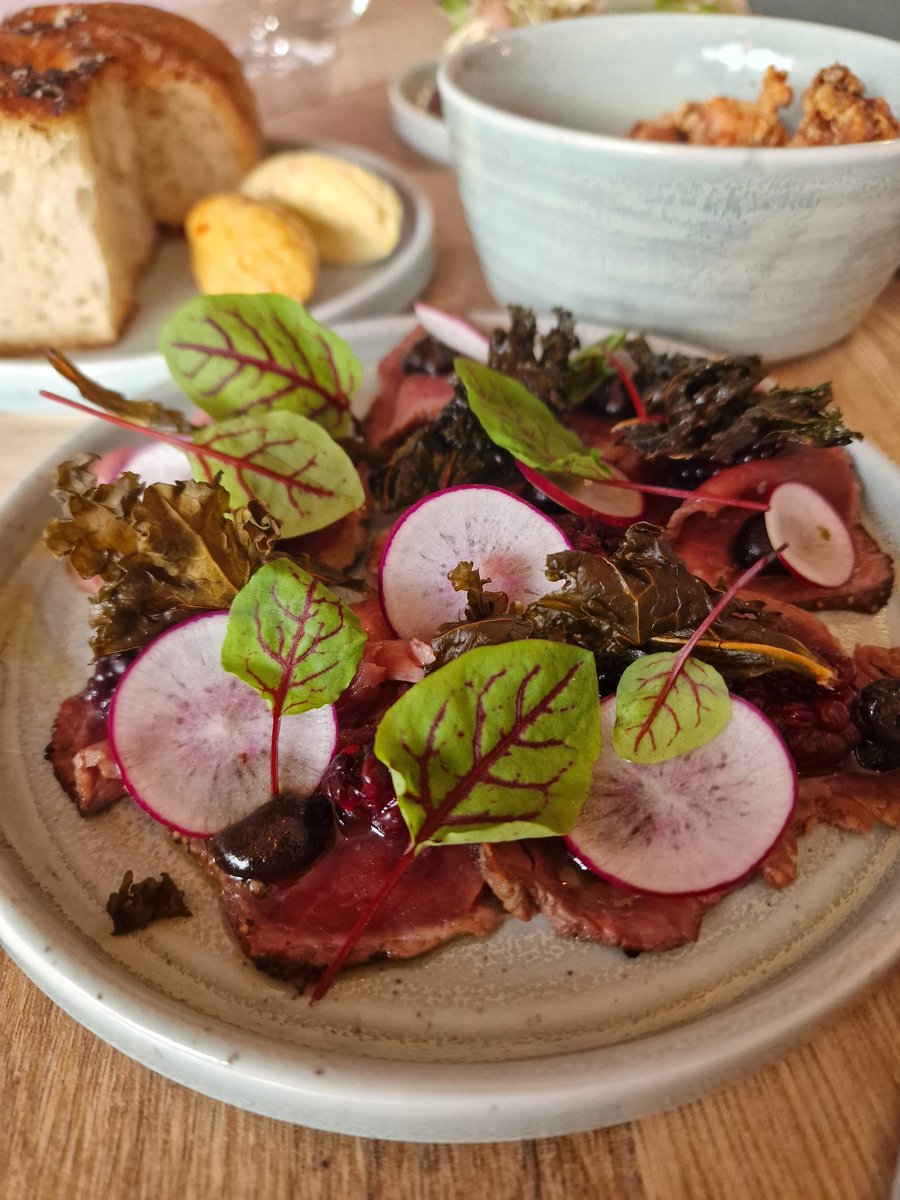 Smoked venison carpaccio, salted blackberries, radishes, kale crisps, black garlic ketchup

fifteensquaremetres.co.uk