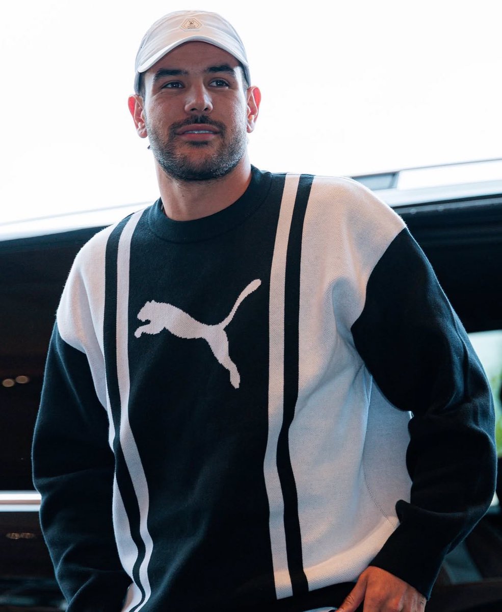 ثيو هيرنانديز  💙💙💙✨