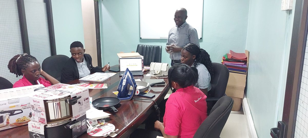 Knowledge shared, skills mastered! 🔥 Our team in Uganda had an incredible training session, sharpening expertise and driving innovation forward. 💡 #training #topimageafricauganda #tefalmoulinex #injectinglifeintobrands