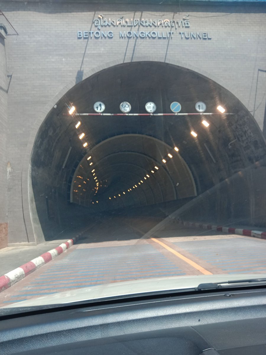 RuMuham's tweet image. เบตง - ม.รามฯ
ทักได้ไม่มีเพื่อนเลย