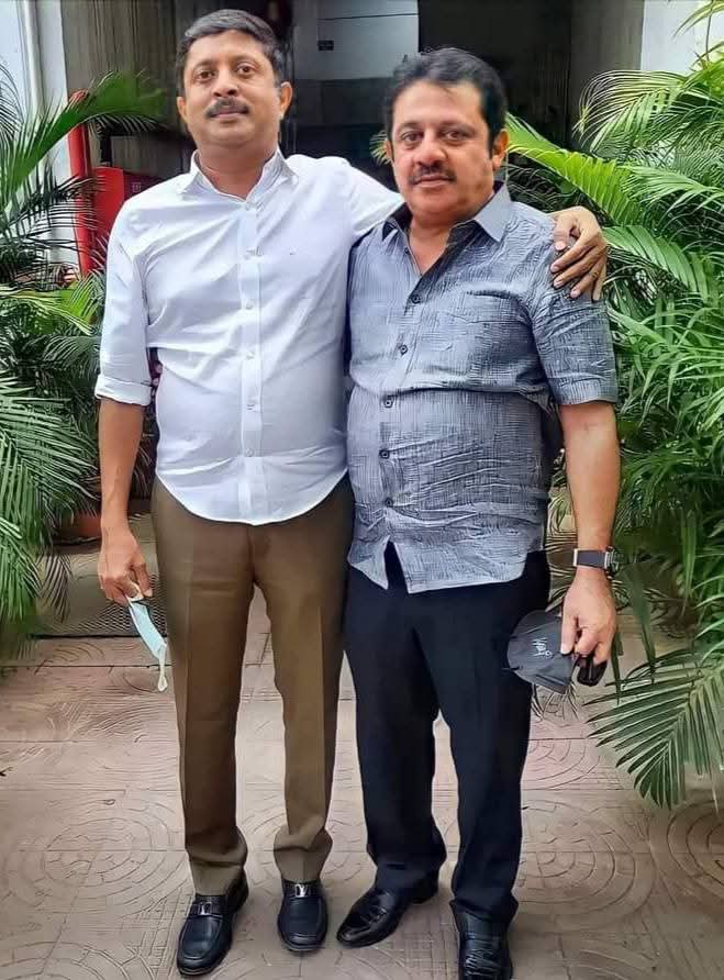 Byrathi Suresh (@byrathi_suresh) on Twitter photo ಸಚಿವ ಸಂಪುಟದ ಸಹೋದ್ಯೋಗಿಗಳು, ಆತ್ಮೀಯರೂ ಆದ ಶ್ರೀ <a href="/BZZameerAhmedK/">B Z Zameer Ahmed Khan</a> ಅವರಿಗೆ ಜನ್ಮದಿನದ ಶುಭಾಶಯಗಳು. ಭಗವಂತನು ತಮಗೆ ಉತ್ತಮ ಆರೋಗ್ಯ, ದೀರ್ಘಾಯುಷ್ಯವನ್ನು ಕರುಣಿಸಲಿ ಎಂದು ಹಾರೈಸುತ್ತೇನೆ. ಸಚಿವ ಸಂಪುಟದ ಸಹೋದ್ಯೋಗಿಗಳು, ಆತ್ಮೀಯರೂ ಆದ ಶ್ರೀ <a href="/BZZameerAhmedK/">B Z Zameer Ahmed Khan</a> ಅವರಿಗೆ ಜನ್ಮದಿನದ ಶುಭಾಶಯಗಳು. ಭಗವಂತನು ತಮಗೆ ಉತ್ತಮ ಆರೋಗ್ಯ, ದೀರ್ಘಾಯುಷ್ಯವನ್ನು ಕರುಣಿಸಲಿ ಎಂದು ಹಾರೈಸುತ್ತೇನೆ.