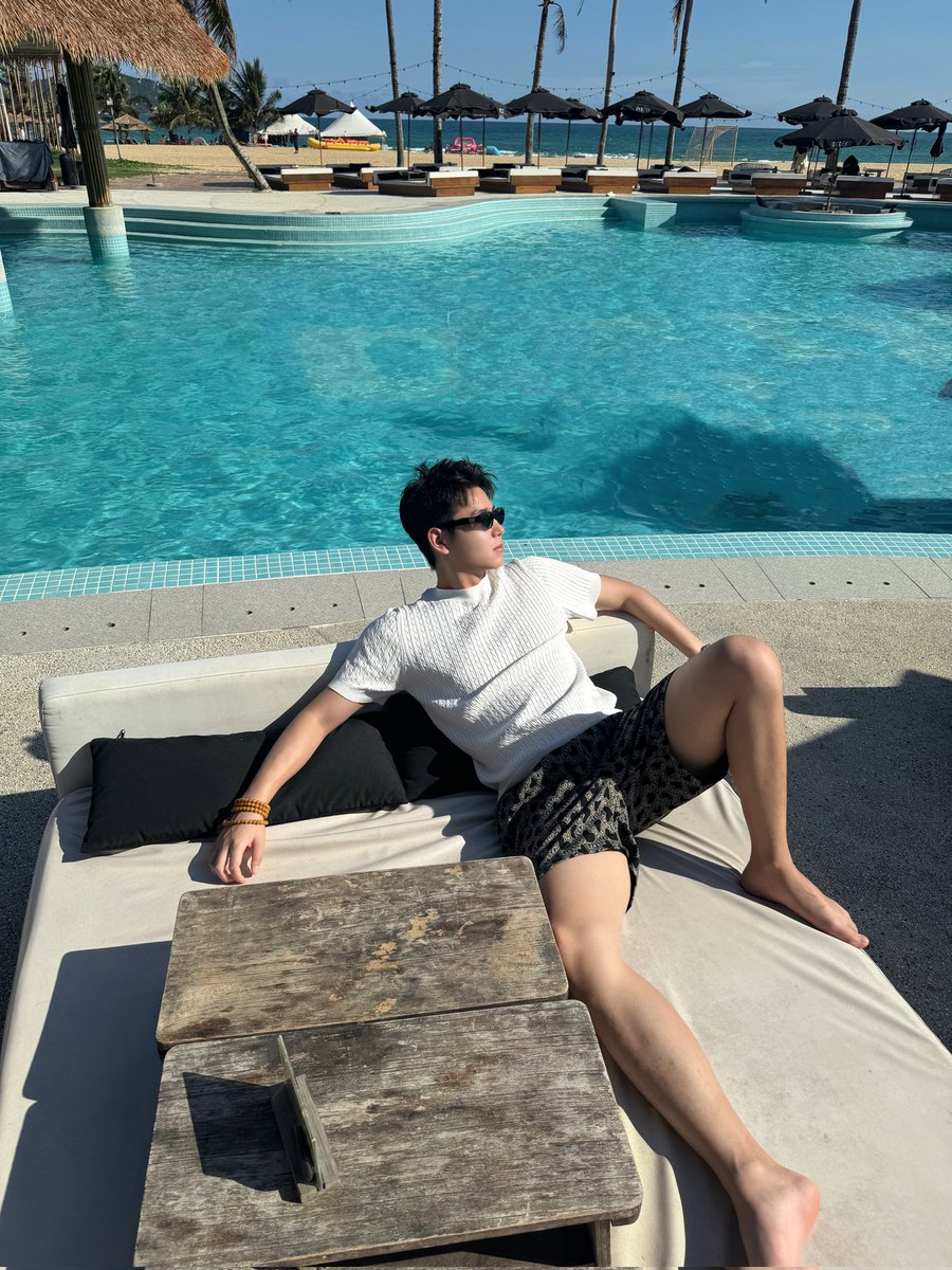 0601Henry's tweet photo. 海岛日记 https://t.co/xhTXbhZgRx
