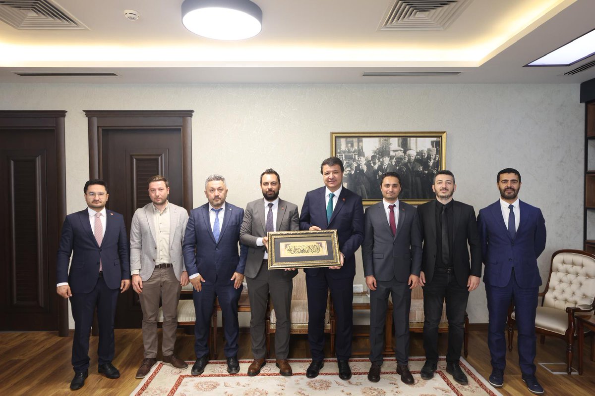 MÜHENDİS TEK-SEN ULAŞIM (@muhteksenulasim) on Twitter photo Saadet Partisi Genel Başkanı Sn. <a href="/mahmutarikansp/">Mahmut Arıkan</a> ile mühendislerin sorunlarını ve taleplerimizi görüştük.
“Mühendislik Meslek Kanunu” ve özlük haklarımızla ilgili TBMM'de yapılacak çalışmalara destek vereceğini ifade eden Sayın Genel Başkanımıza; kamu mühendisleri ve THS Saadet Partisi Genel Başkanı Sn. <a href="/mahmutarikansp/">Mahmut Arıkan</a> ile mühendislerin sorunlarını ve taleplerimizi görüştük.
“Mühendislik Meslek Kanunu” ve özlük haklarımızla ilgili TBMM'de yapılacak çalışmalara destek vereceğini ifade eden Sayın Genel Başkanımıza; kamu mühendisleri ve THS